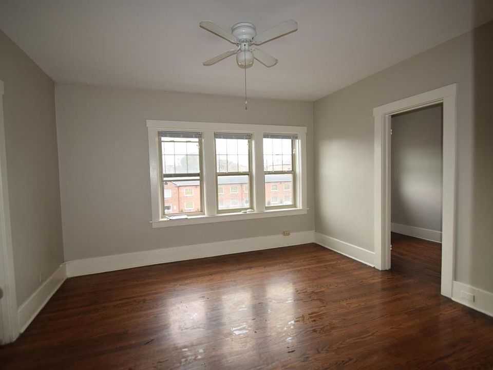 1st image of 345 Alexander St #9