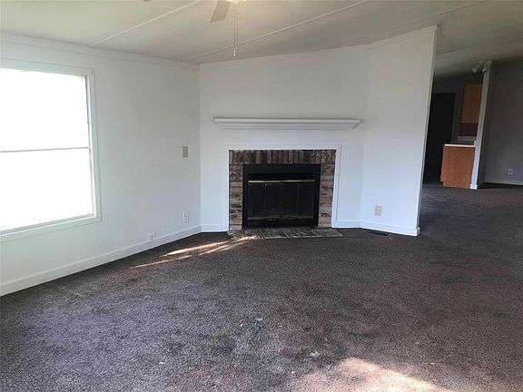 5th image of 3912 Joalene Ct