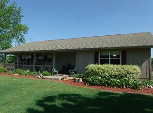 1076 Clary Rd, Odum, GA 31555