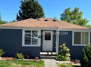 16602 10th Ave SW, Seattle, WA 98166