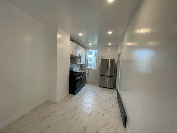 5th image of 34-17 34th St #1