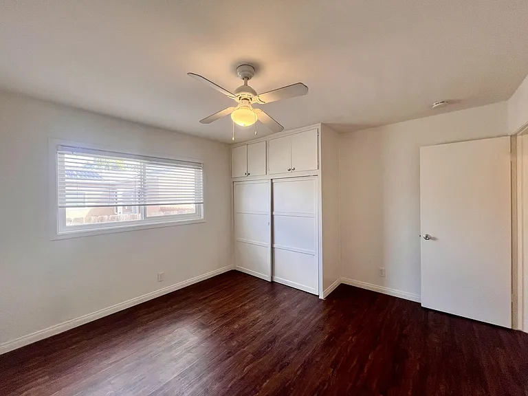 Bedroom (2)