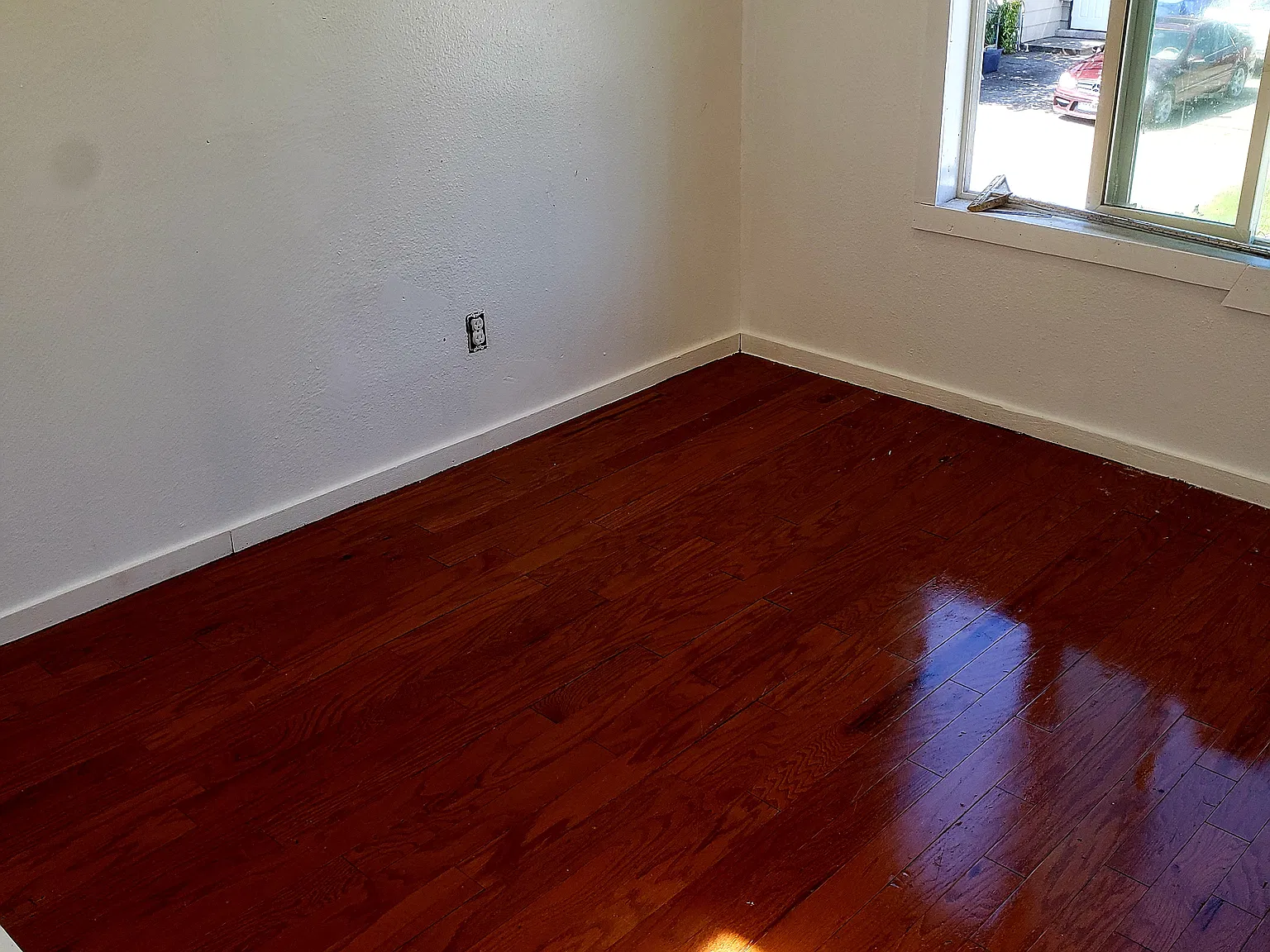 2 bed, 720 sqft, $1,250 — Photo 4