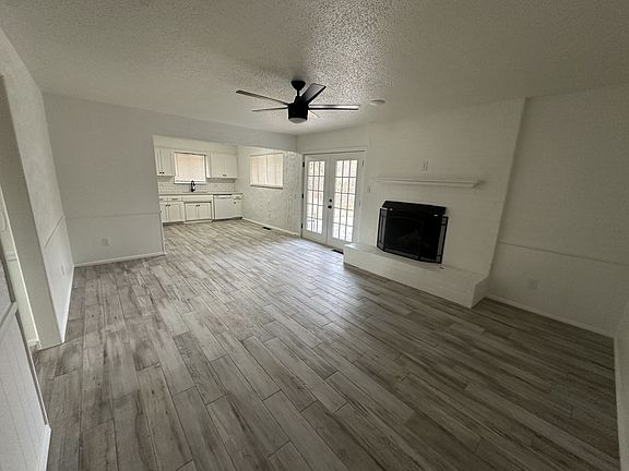 Living/Kitchen