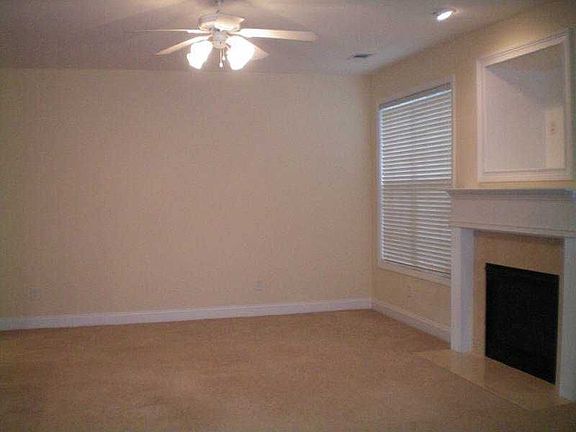 4th image of 1519 Bouvier Pl