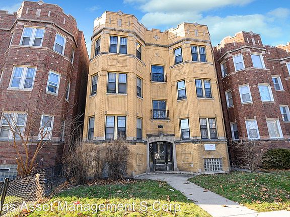 2nd image of 8240 S Vernon Ave Unit 3