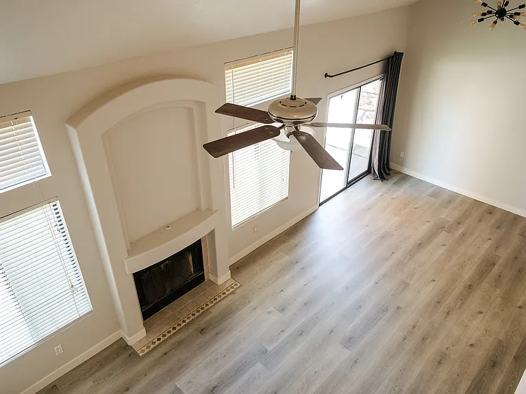 3980 E Graythorn St — Photo 73
