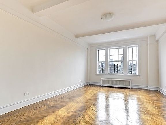 3rd image of 124 W 79th St APT 9D
