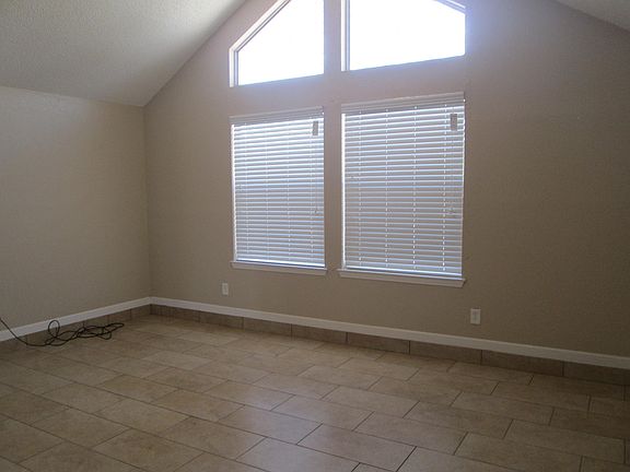 4th image of 11780 Angelica Ct