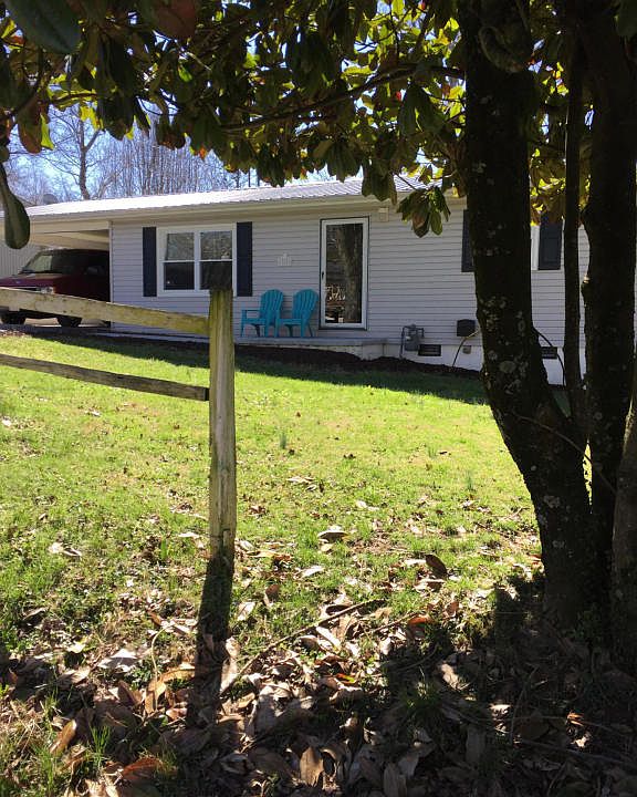 1st image of 359 Ivy Ave