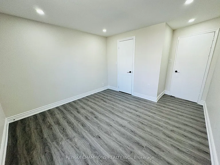 196 Caledonia Rd #2 — Photo 6