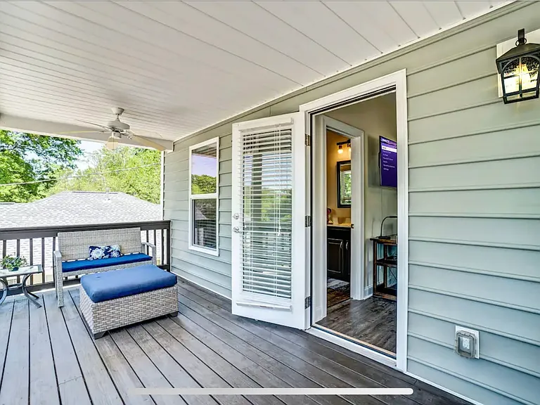 1636 Parson St — Photo 18