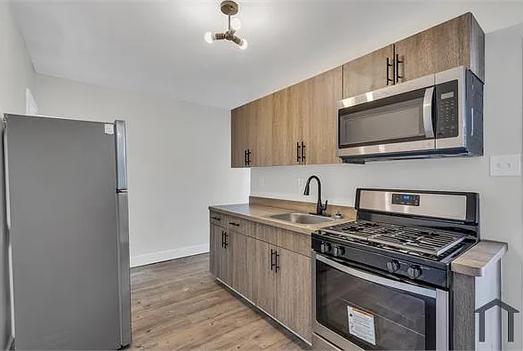 6702 Oakley St #A — Photo 16