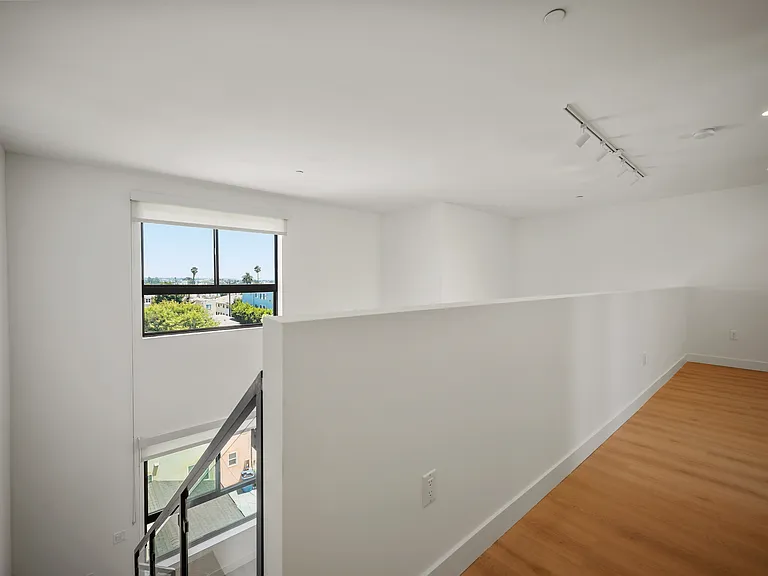 Hi Point Terrace by Wiseman — Photo 93