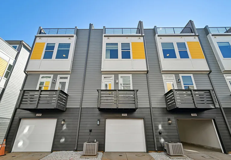 Enderly Towns - Townhomes for Rent in Charlotte, NC - Enderly Neighborhood — Photo 18
