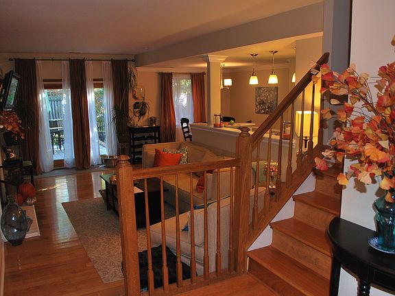 3rd image of 6470 Gildar St
