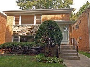 1703 Madison St, Evanston, IL 60202