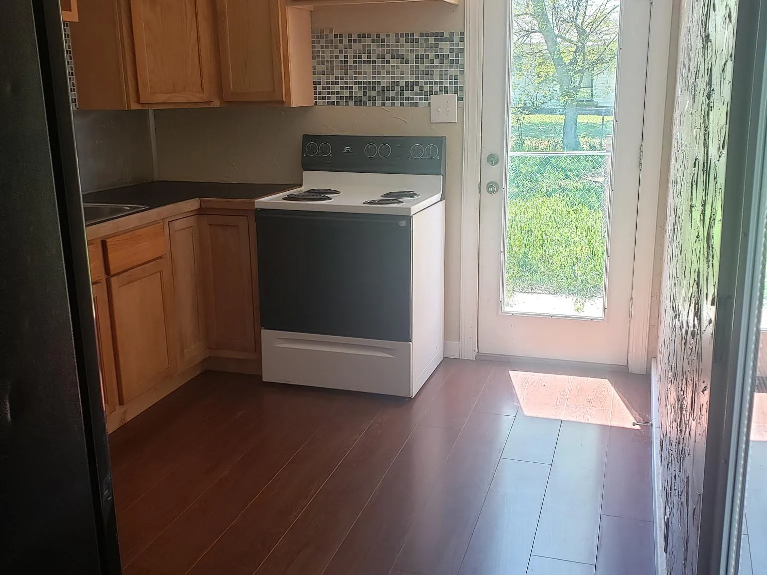 2 bed, 900 sqft, $1,195 — Photo 4