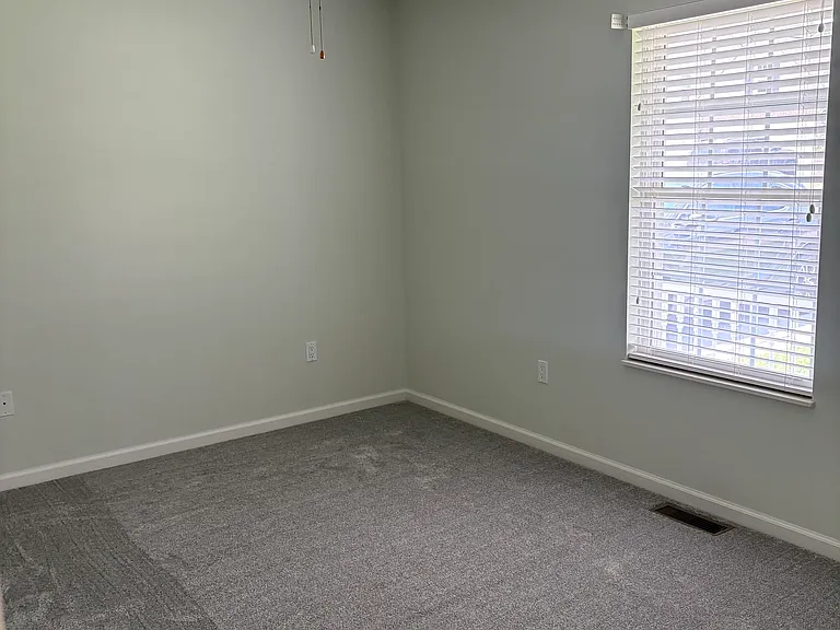 113 Greystone Way — Photo 15