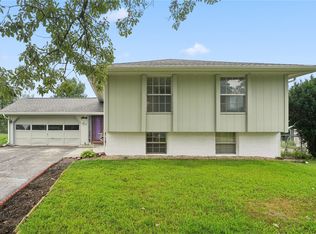 1723 Northbrook Dr NE, Cedar Rapids, IA 52402