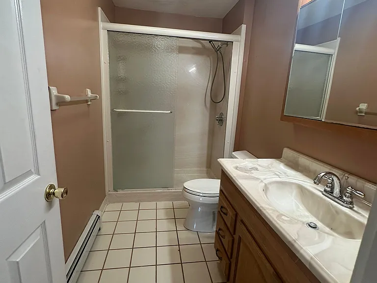 44 Clinton Dr — Photo 11