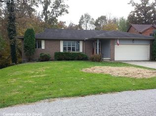 573 Fairwood Rd, Huntington, WV 25705