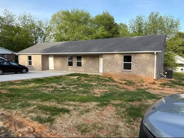 Creswell St, Milan, TN 38358