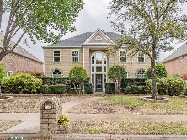 2212 Yaupon Dr, Irving, TX 75063