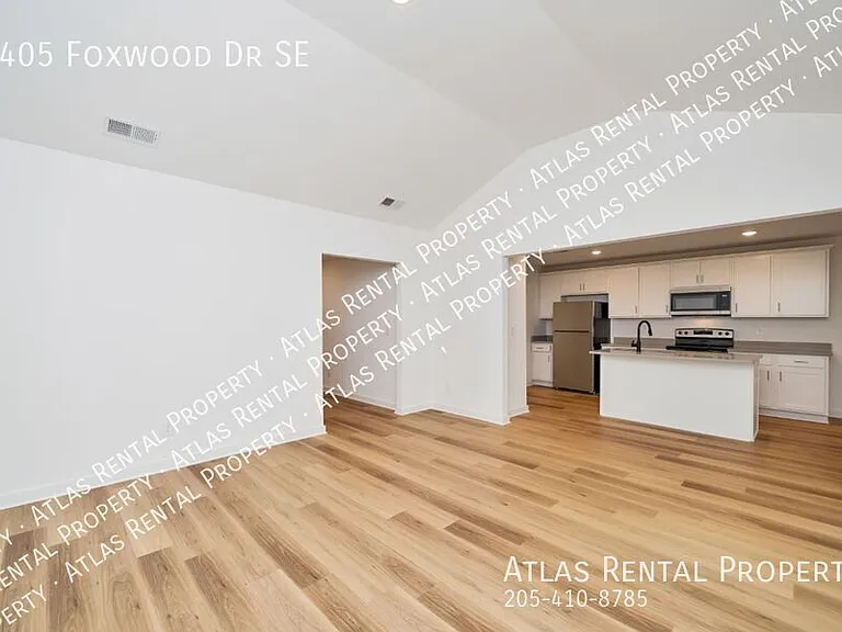 4405 Foxwood Dr — Photo 16