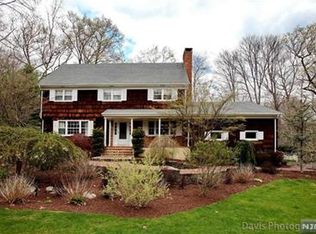 379 Paul Ave, Allendale, NJ 07401