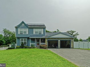 1 Fox Cove Dr, Millville, NJ 08332