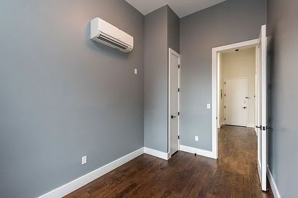 Rented by Loom Group | media 54