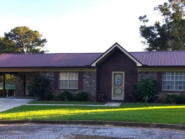 520 39th Ct E, Meridian, MS 39301