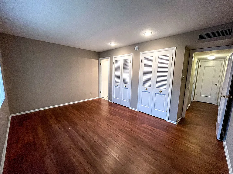 2 Bedroom