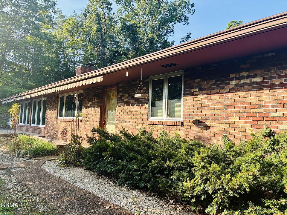 1st image of 1710 Paulas Huskey Cir