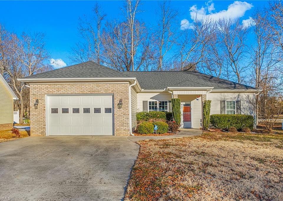 1st image of 411 Northridge Dr