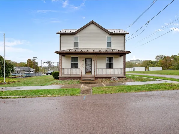 223 Olinger St, Meyersdale, PA 15552