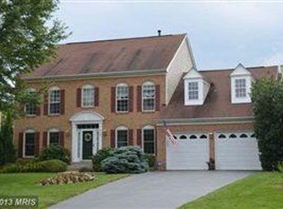 2628 Iron Forge Rd, Herndon, VA 20171