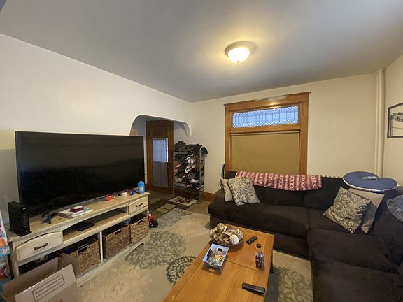 5th image of 144 Maria Ave