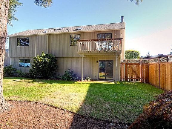 3rd image of 20818 4th Ave W