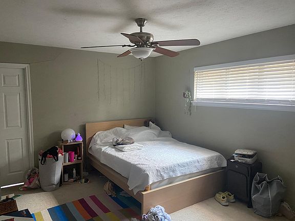 2nd image of 7036 Kingsbury Dr