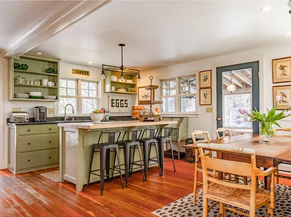 656 Bingham Brook Road, Charlotte, VT 05445