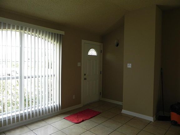 3rd image of 5733 Stone Meadow Ln