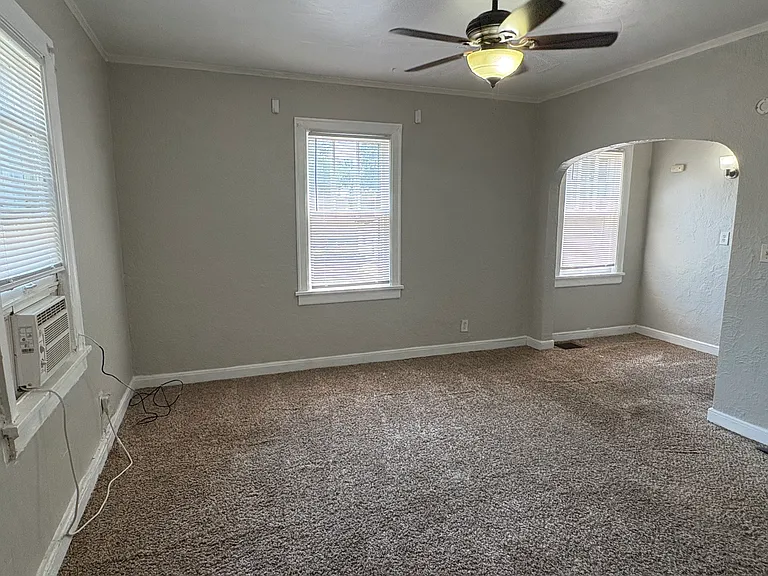 2317 W Kellogg Ave #5 — Photo 6