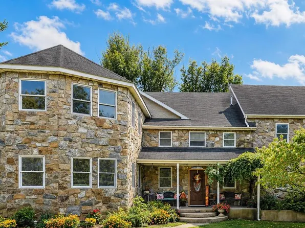 742 Power Rd, Manheim, PA 17545