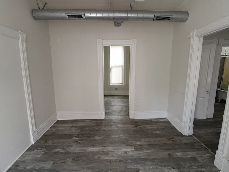 1362 N Bosworth Ave #3C — Photo 4