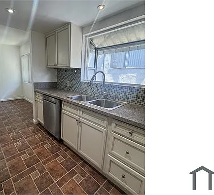 543 Evergreen St #1 — Photo 19