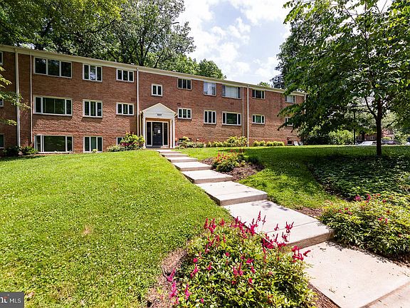 2nd image of 10427 Montrose Ave APT 2