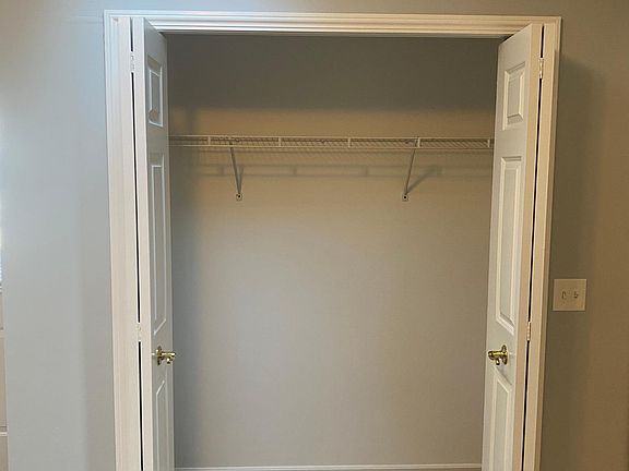5th image of 168 Mills St #170