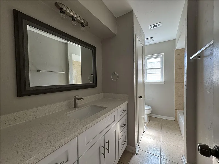 3818 Willow Springs Ln — Photo 8